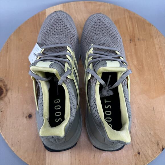 Adidas Ultraboost 1.0 Men’s Size 10.5 Shoes Putty Beige Powder Yellow JR3370 - Picture 5 of 9